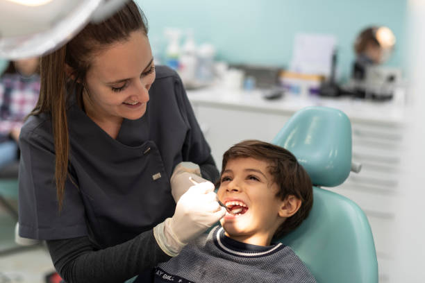 Best Emergency Dental Extractions in Oral City, FL