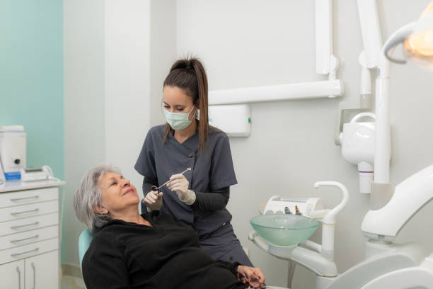 Best Emergency Dentist for Knocked-Out Tooth in Oral City, FL